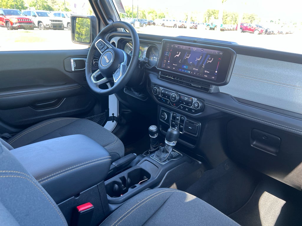 2025 Jeep Wrangler 4xe Sahara