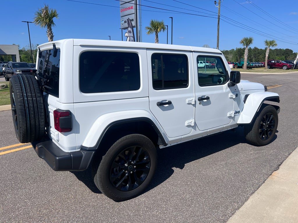 2025 Jeep Wrangler 4xe Sahara