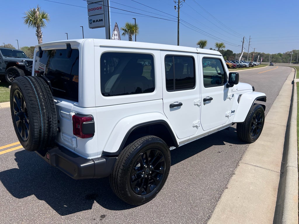 2025 Jeep Wrangler 4xe Sahara 4xe