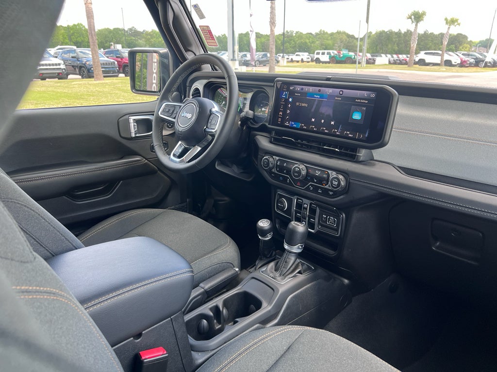 2025 Jeep Wrangler 4xe Sahara 4xe