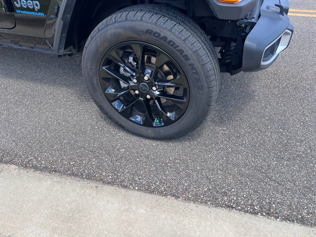 2025 Jeep Wrangler 4xe Sahara 4xe