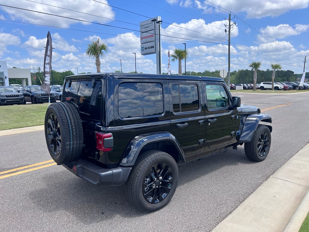 2025 Jeep Wrangler 4xe Sahara 4xe