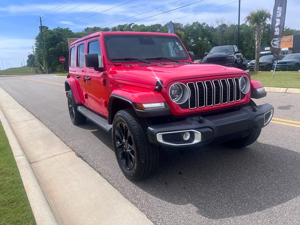 2025 Jeep Wrangler 4xe Sahara