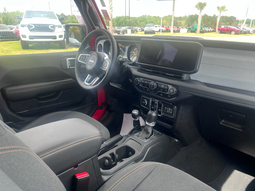 2025 Jeep Wrangler 4xe Sahara