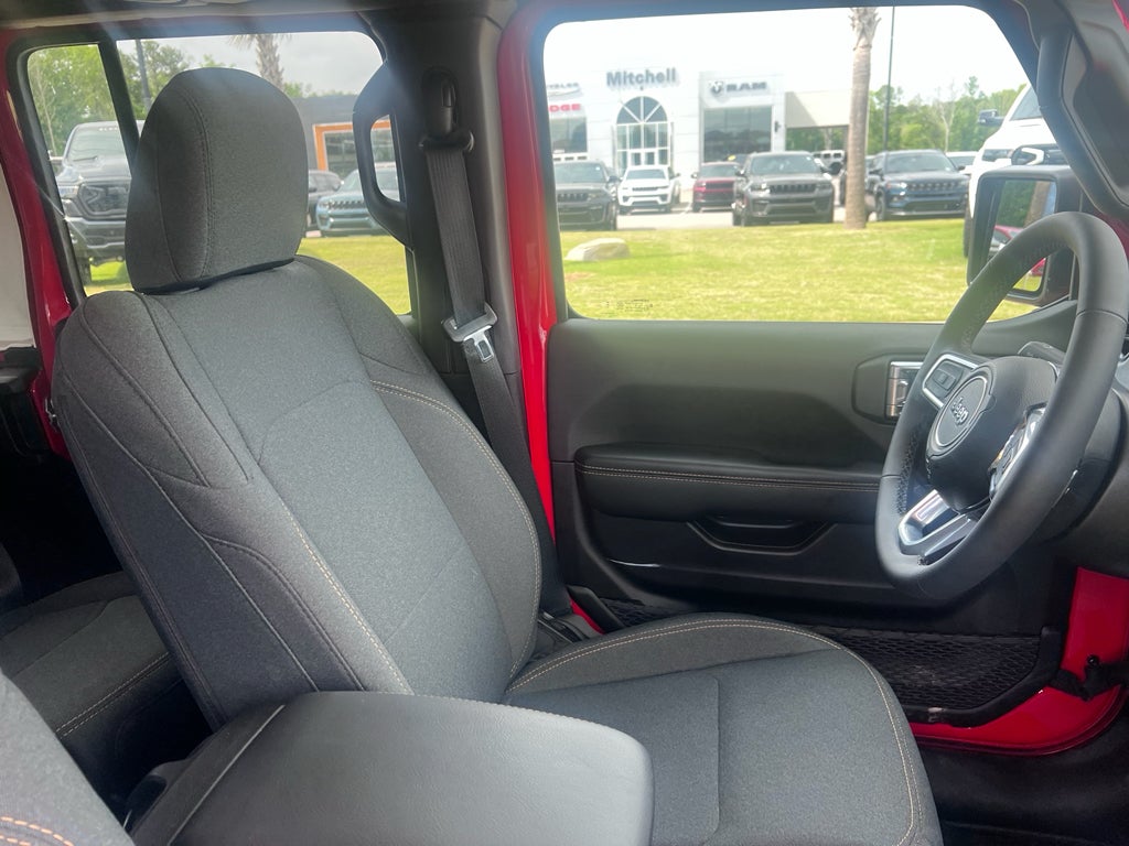 2025 Jeep Wrangler 4xe Sahara