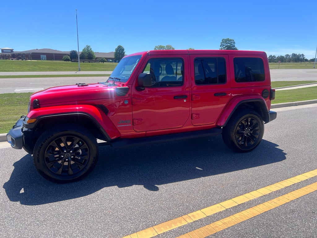 2025 Jeep Wrangler 4xe Sahara