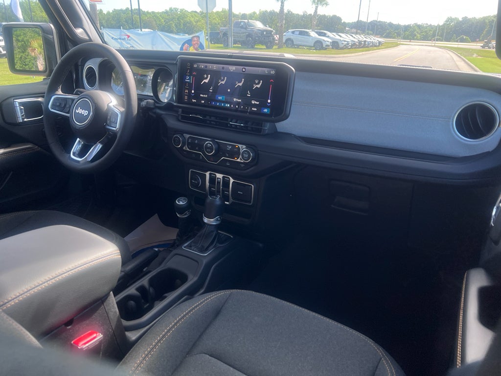 2025 Jeep Wrangler 4xe Sahara