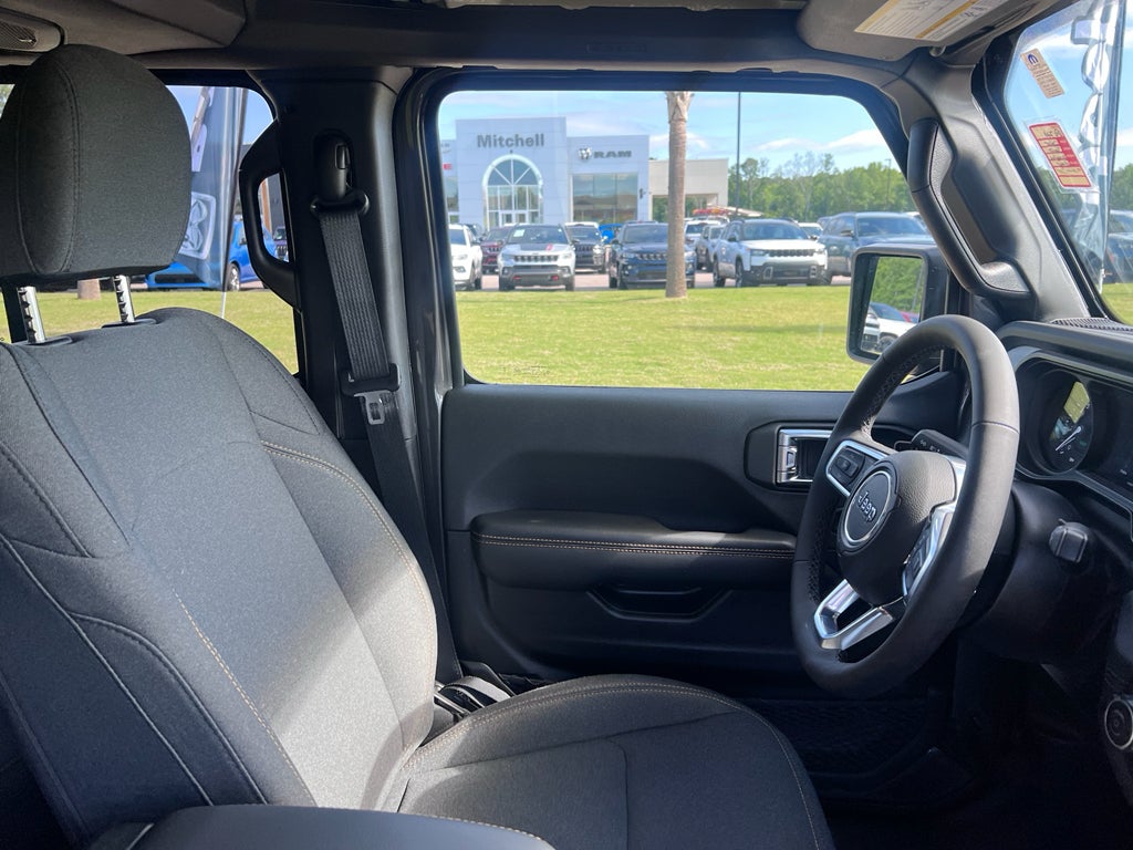2025 Jeep Wrangler 4xe Sahara
