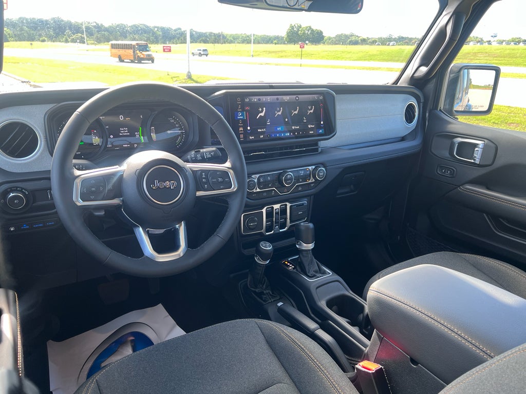 2025 Jeep Wrangler 4xe Sahara