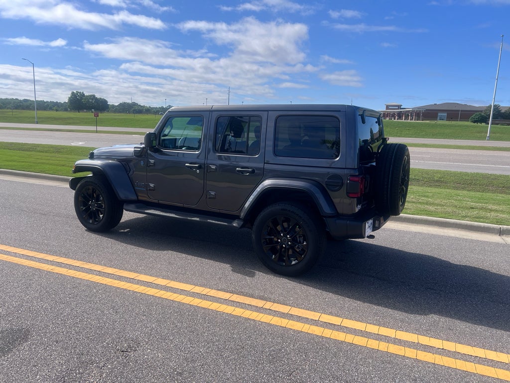2025 Jeep Wrangler 4xe Sahara