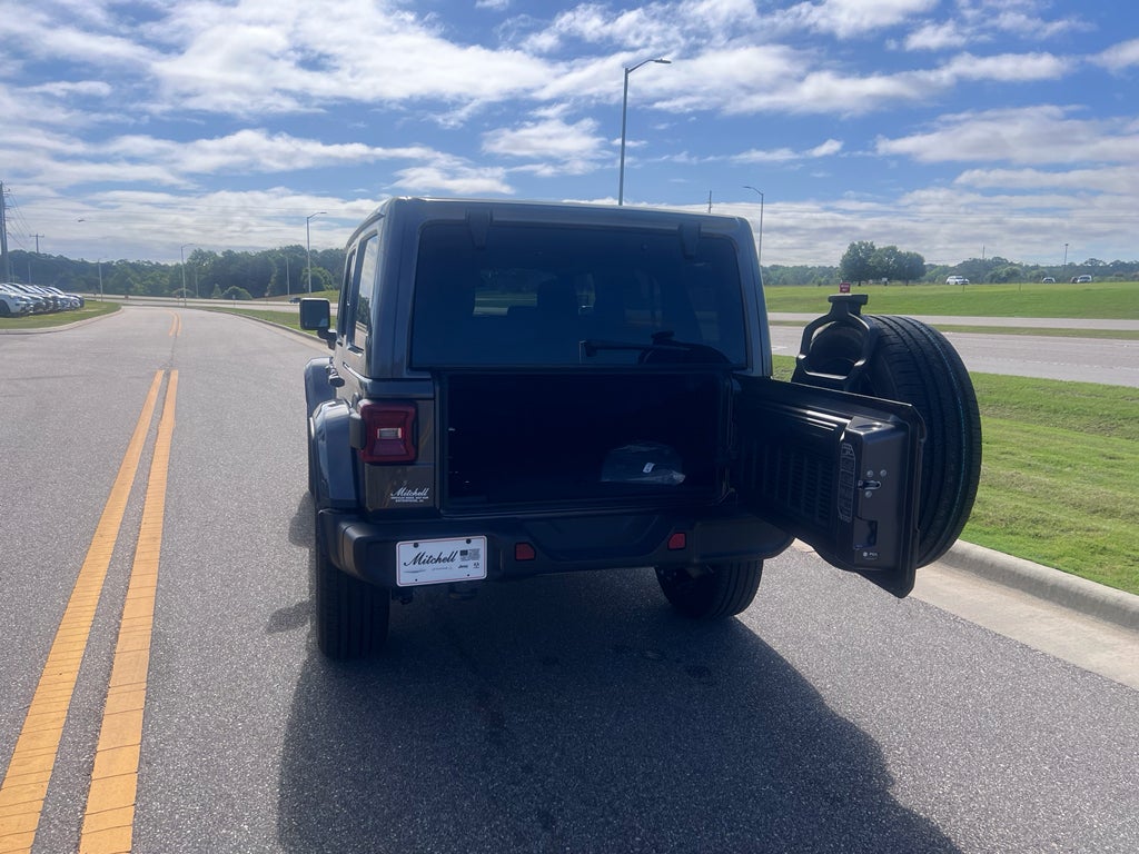 2025 Jeep Wrangler 4xe Sahara