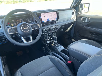 2025 Jeep Wrangler 4xe Sahara