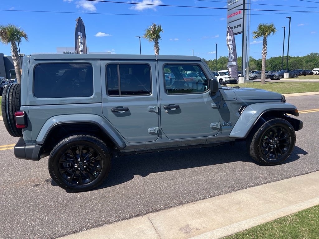 2025 Jeep Wrangler 4xe Sahara