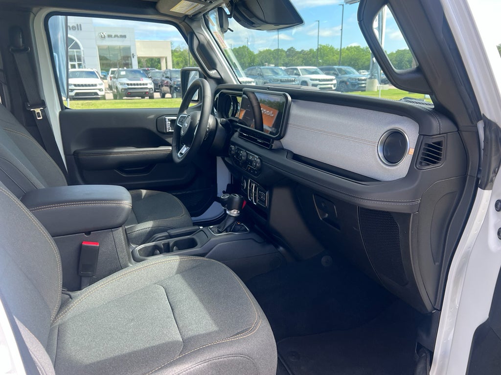 2025 Jeep Wrangler 4xe Sahara 4xe