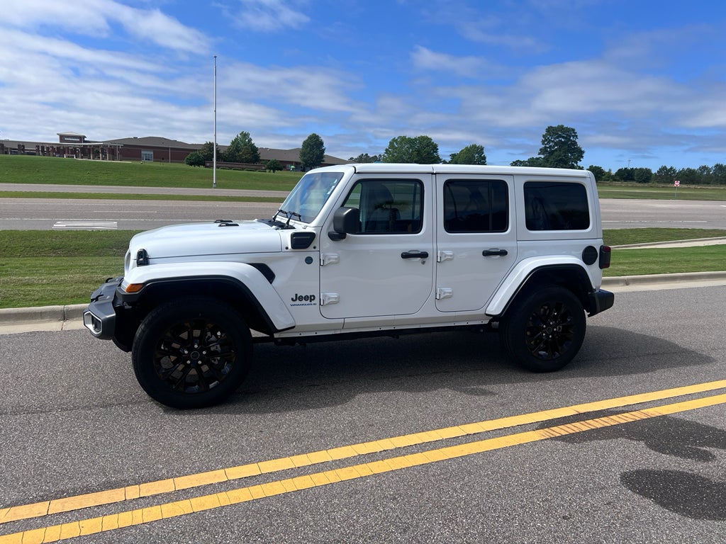 2025 Jeep Wrangler 4xe Sahara 4xe