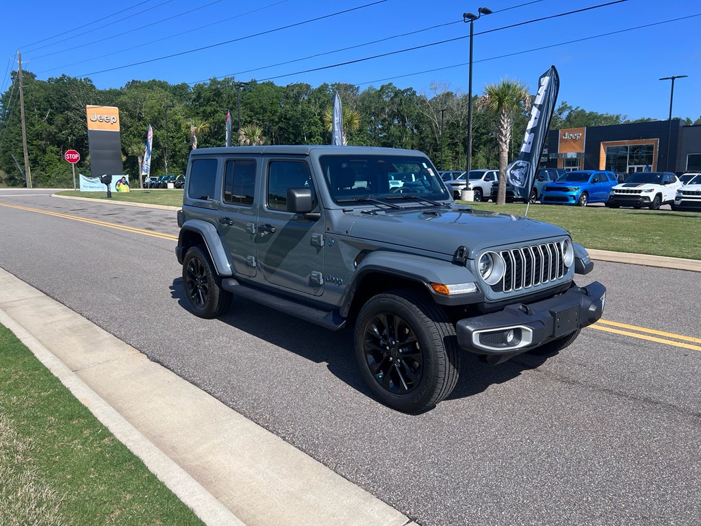2025 Jeep Wrangler 4xe Sahara