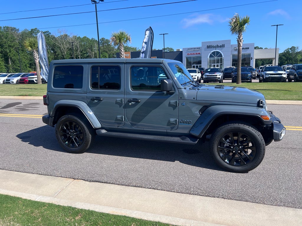 2025 Jeep Wrangler 4xe Sahara