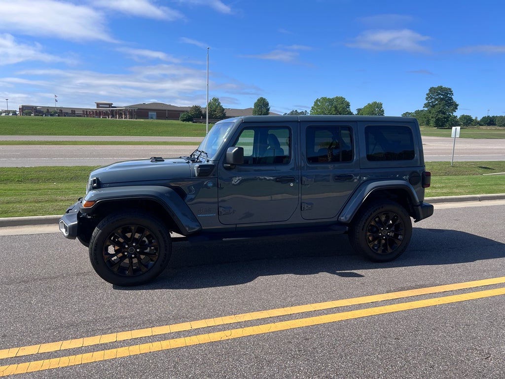 2025 Jeep Wrangler 4xe Sahara