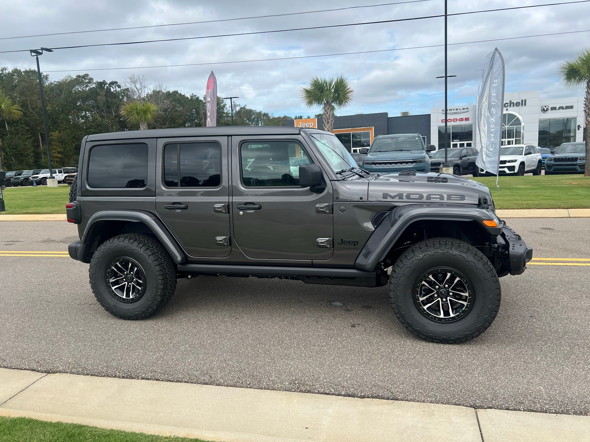 2027 Jeep Wrangler WRANGLER 4-DOOR MOAB