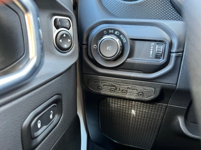 2027 Jeep Wrangler WRANGLER 4-DOOR MOAB