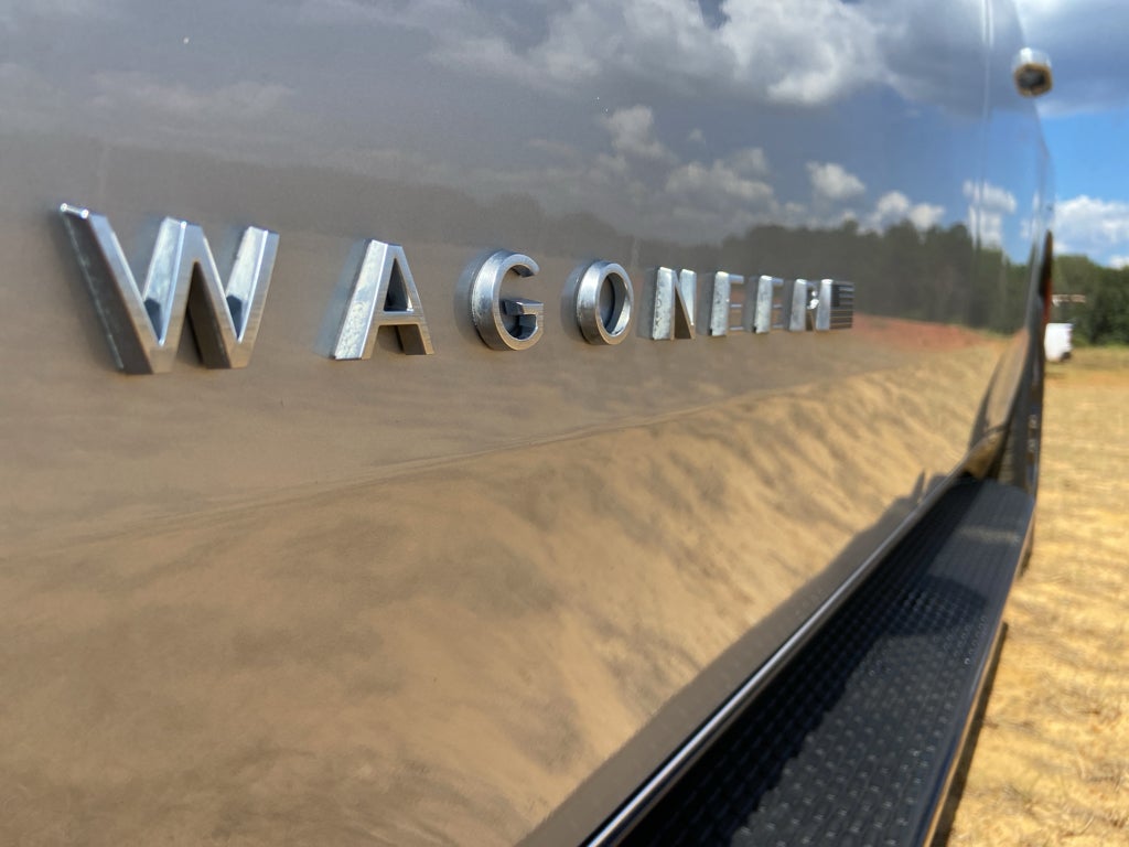 2024 Jeep Wagoneer L Base