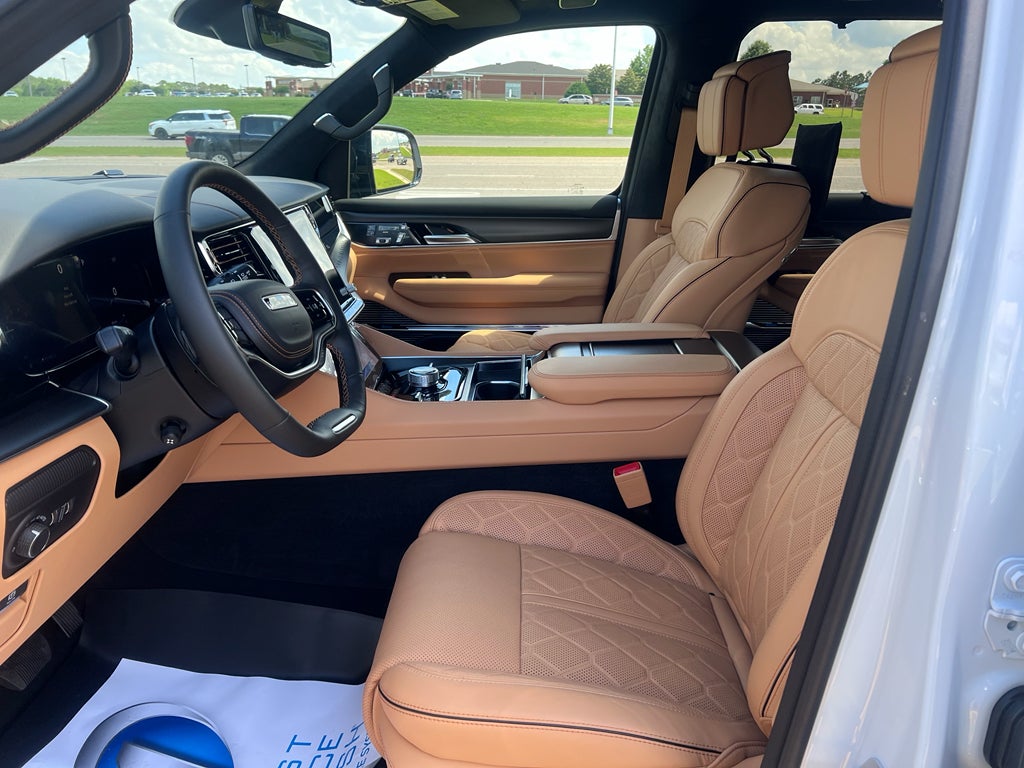2026 Jeep Grand Wagoneer L GRAND WAGONEER L SUMMIT RESERVE 4X4