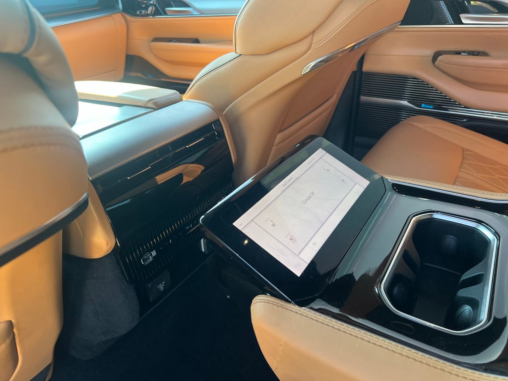 2023 Jeep Grand Wagoneer L Series III 4x4