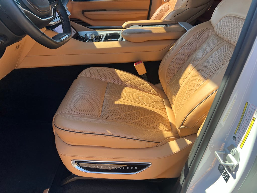 2023 Jeep Grand Wagoneer L Series III 4x4