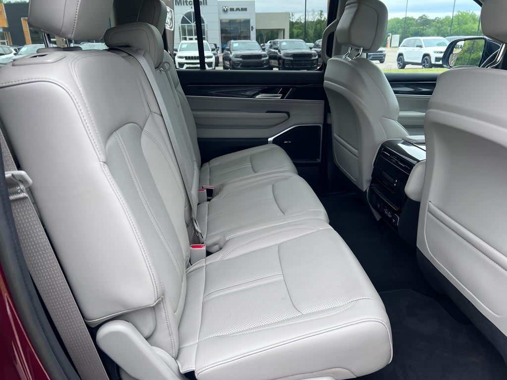 2024 Jeep Wagoneer Series I 4x2