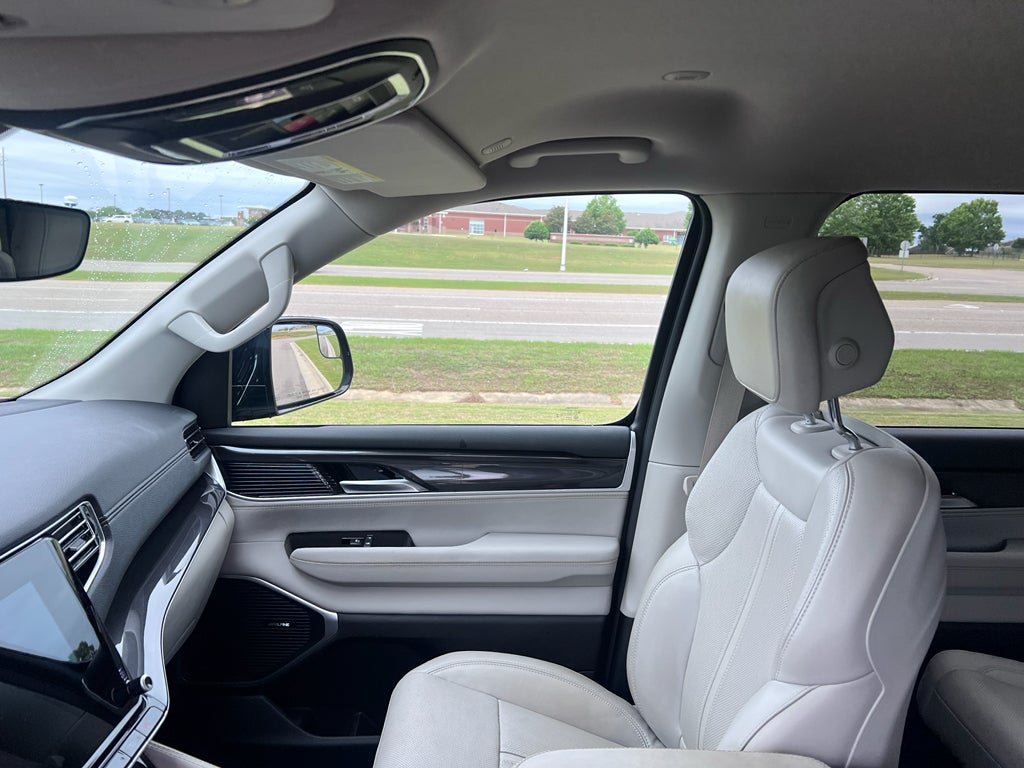 2024 Jeep Wagoneer Series I 4x2