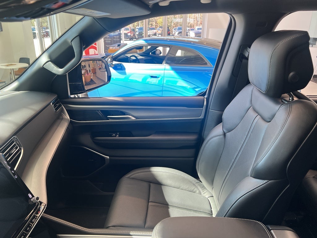 2026 Jeep Grand Wagoneer GRAND WAGONEER LIMITED RESERVE 4X4