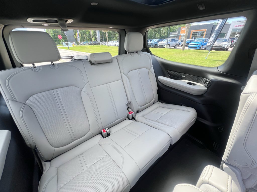 2026 Jeep Grand Wagoneer GRAND WAGONEER LIMITED RESERVE 4X4