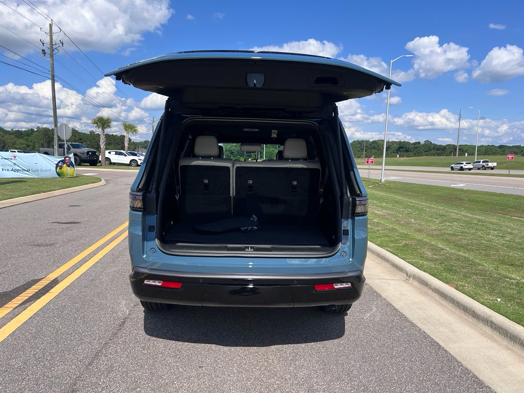 2026 Jeep Grand Wagoneer GRAND WAGONEER LIMITED RESERVE 4X4