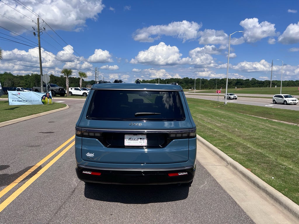 2026 Jeep Grand Wagoneer GRAND WAGONEER LIMITED RESERVE 4X4