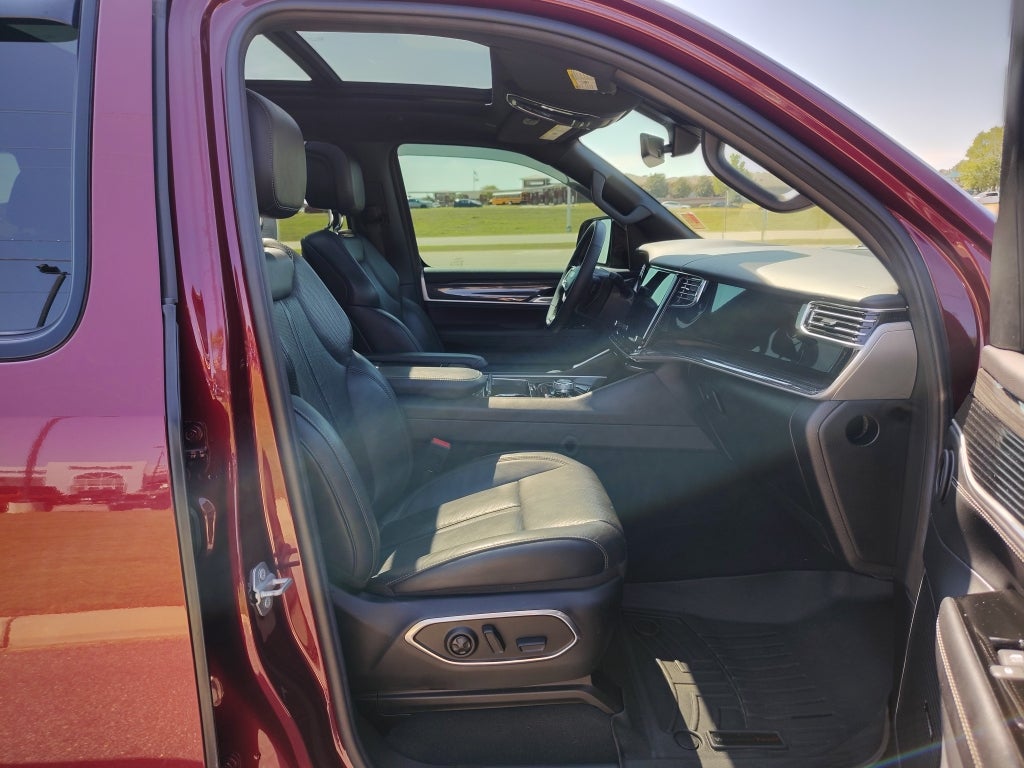 2022 Jeep Wagoneer Series II