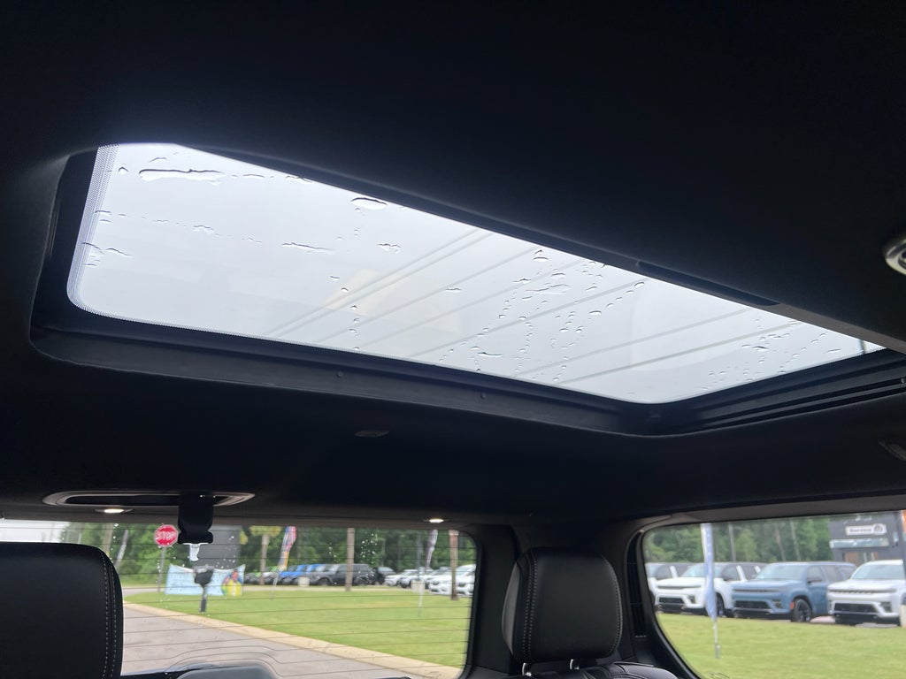 2026 Jeep Grand Wagoneer GRAND WAGONEER SUMMIT OBSIDIAN 4X4
