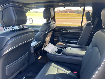 2022 Jeep Grand Wagoneer Series II Obsidian 4x4