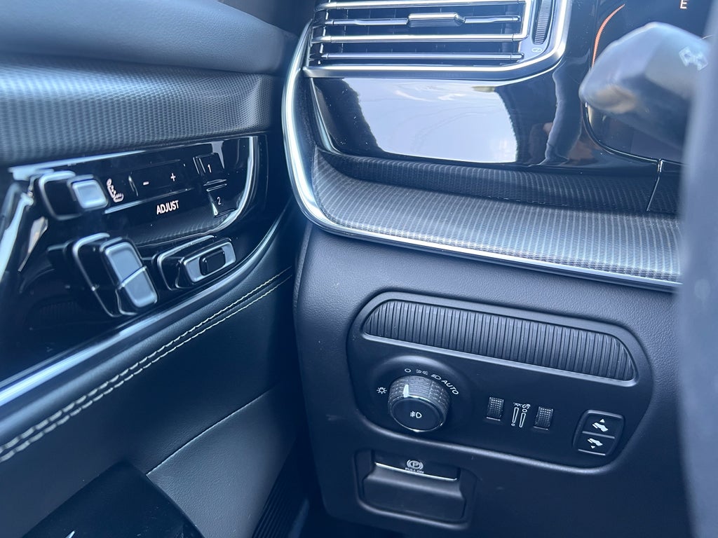 2022 Jeep Grand Wagoneer Series II Obsidian 4x4