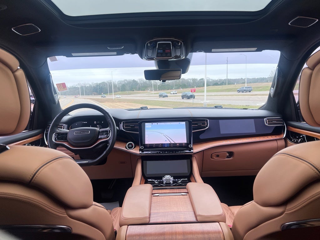 2023 Jeep Grand Wagoneer Series III