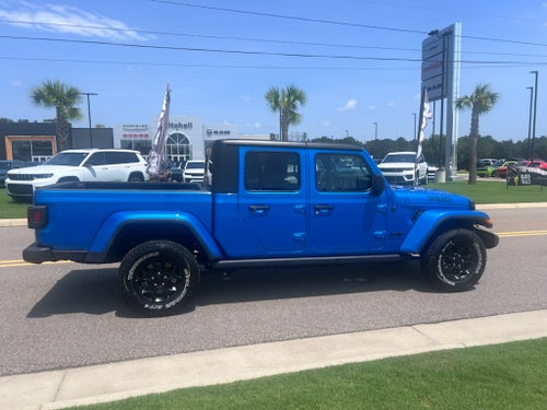 2023 Jeep Gladiator Willys