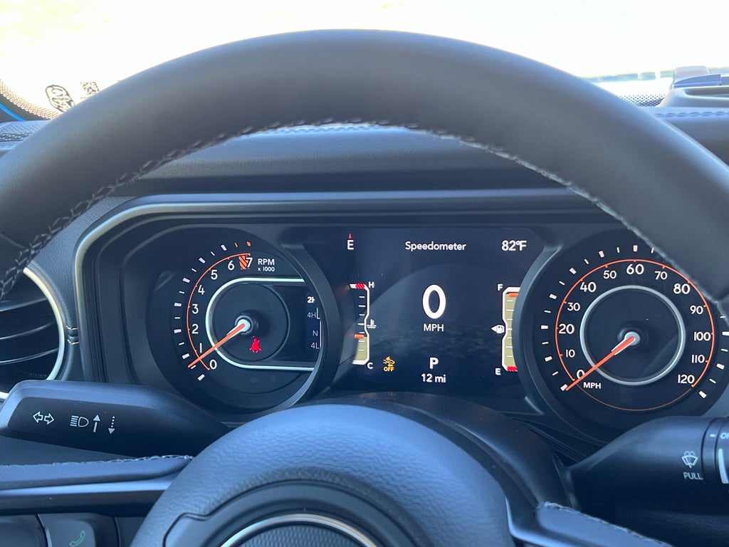 2026 Jeep Gladiator GLADIATOR SAHARA 4X4