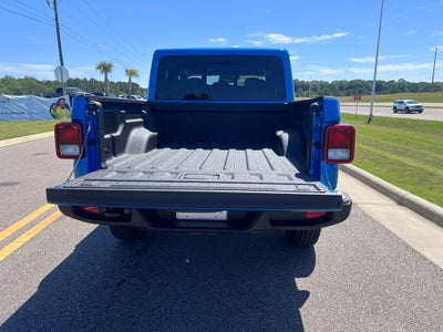 2026 Jeep Gladiator GLADIATOR SAHARA 4X4
