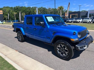 2026 Jeep Gladiator GLADIATOR SAHARA 4X4