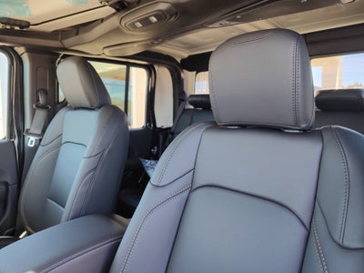 2025 Jeep Gladiator Sport S