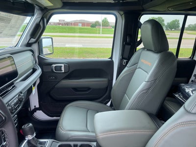 2026 Jeep Gladiator GLADIATOR MOJAVE X 4X4