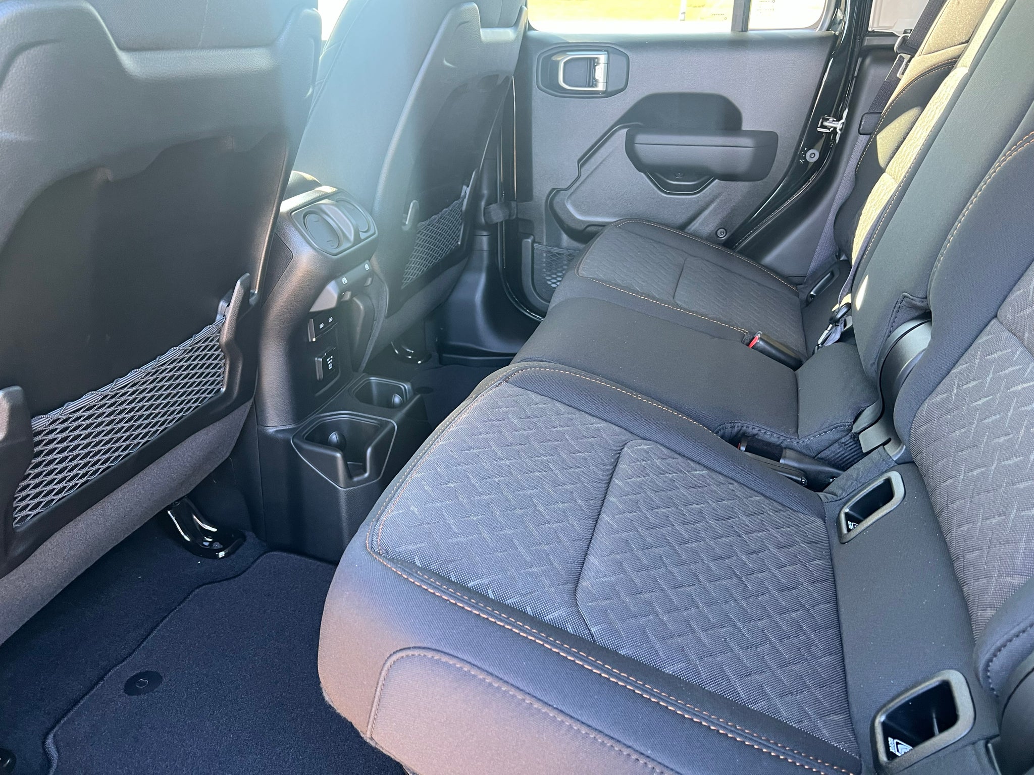 2027 Jeep Gladiator GLADIATOR MOJAVE 4X4