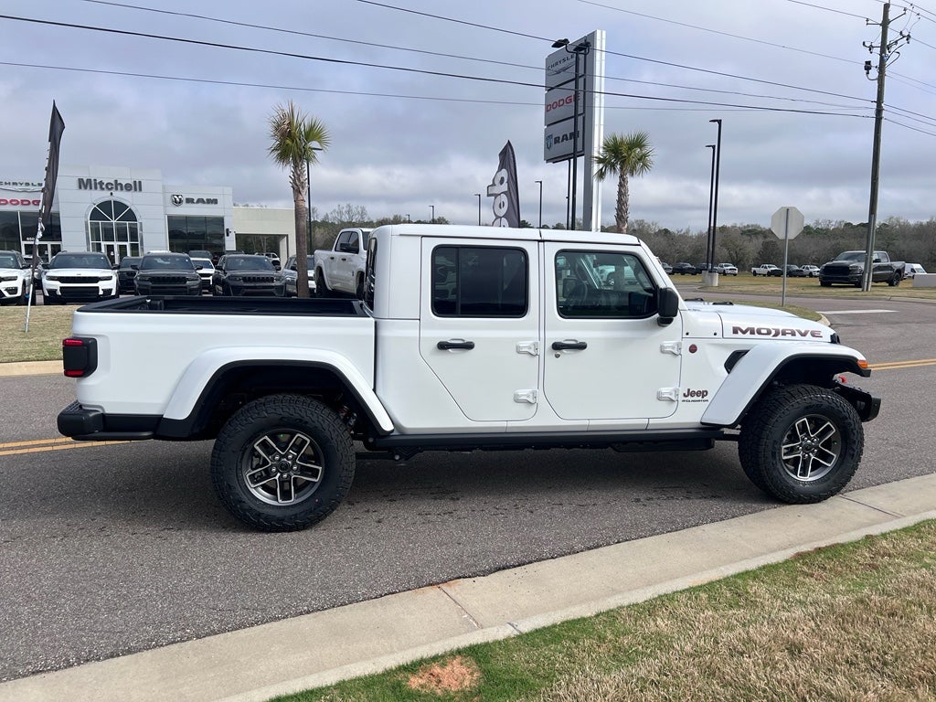 2026 Jeep Gladiator GLADIATOR MOJAVE X 4X4