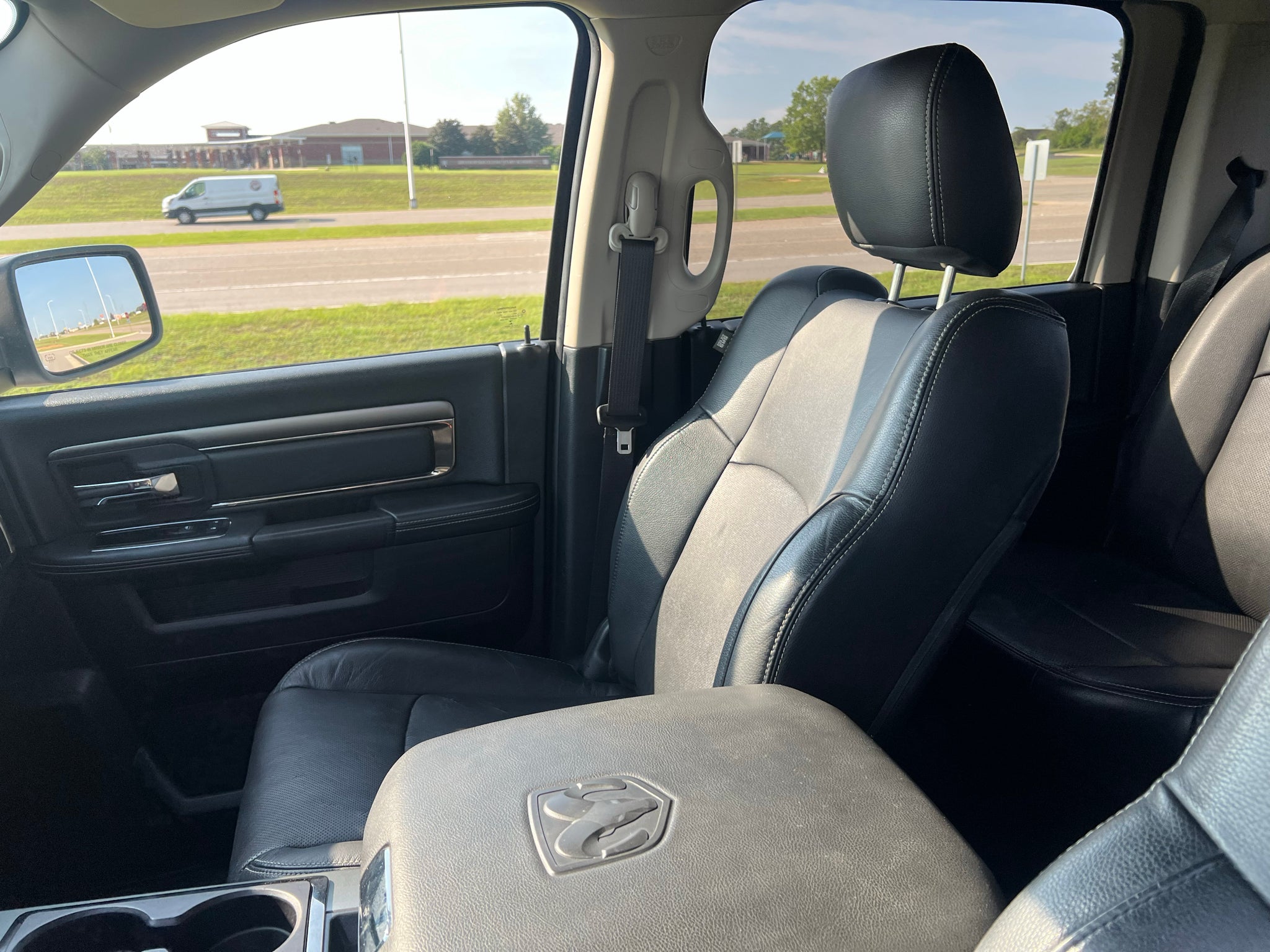 2015 RAM 1500 Sport