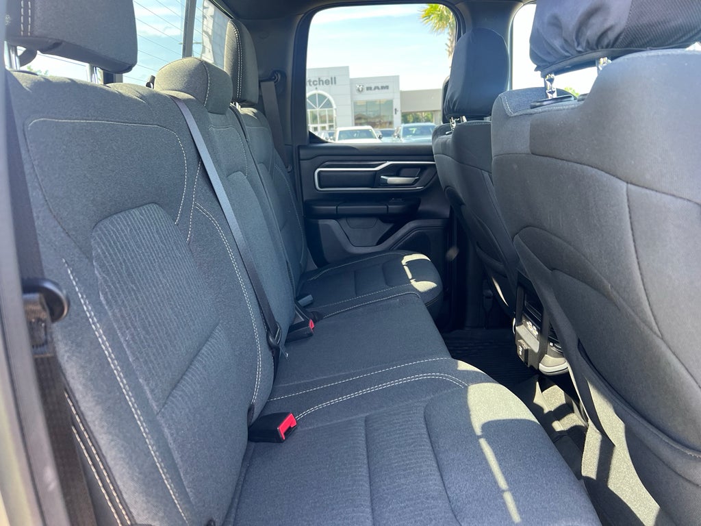 2022 RAM 1500 Big Horn Quad Cab 4x2 6'4' Box