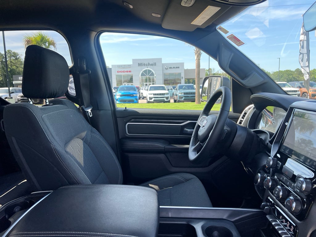 2022 RAM 1500 Big Horn Quad Cab 4x2 6'4' Box